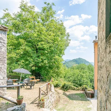 Stunning In Longoio With Kitchen